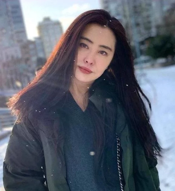 “山寨版王祖贤”：只有17岁，街头卖鱼走红，赚钱补贴家用-372盘